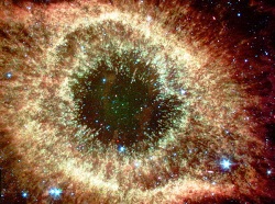 Открыт огромный космический глаз, который наблюдает за нами из космоса