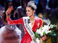 Титул "Мисс Вселенная" завоевала 20-летняя американка