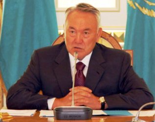 Назарбаев обратится с посланием к народу Казахстана в пятницу