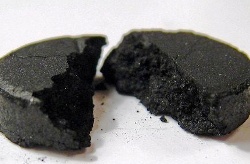 древесный или активированный уголь